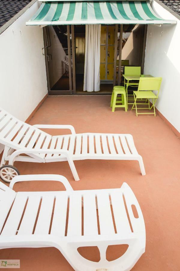 Help Yourself Hostels - Carcavelos Coast Exterior foto